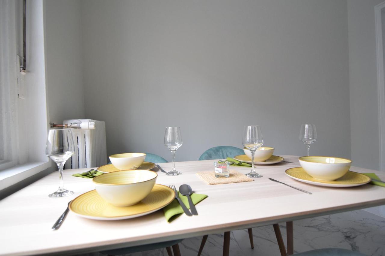 בוקרשט Beautiful Apartment In Old City מראה חיצוני תמונה